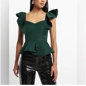 Express Sweetheart Neckline Flutter Sleeve Peplum Top. Forest Green. Size Medium